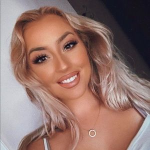 Meet your Posher, Coral